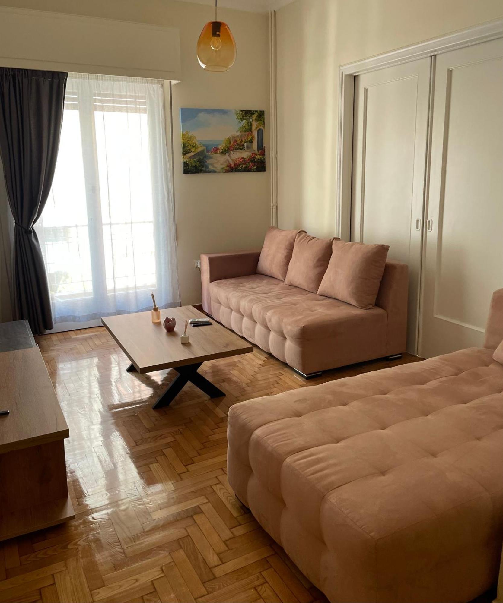 Spacious Apartment Near Panormou Metro Athena Bagian luar foto